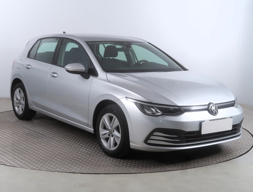 Volkswagen Golf, 2020