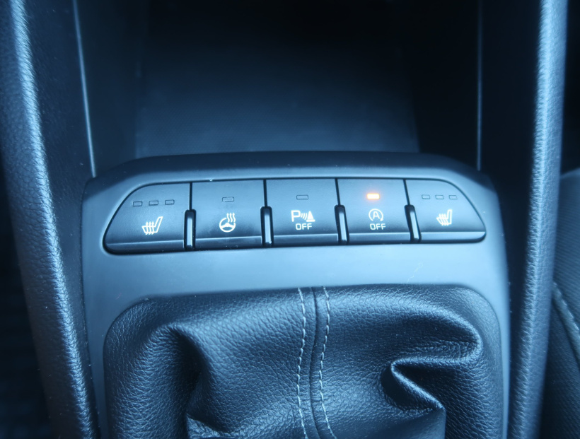 Kia Stonic, 2020