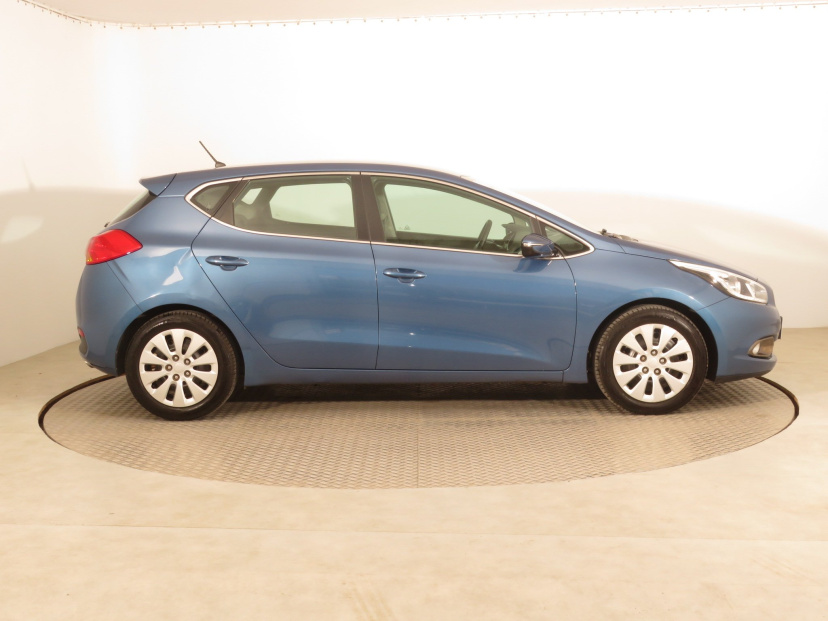 Kia Ceed, 2012