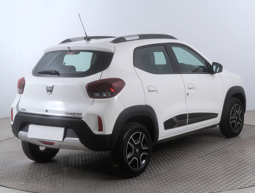 Dacia Spring, 2022