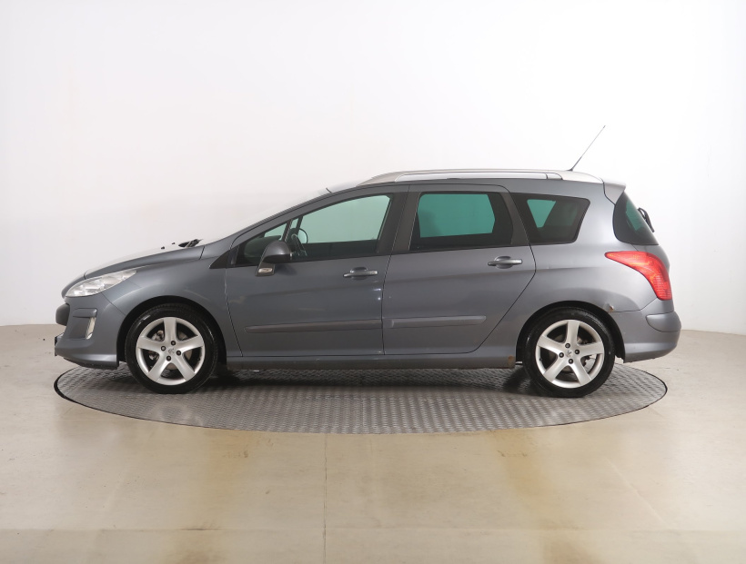 Peugeot 308, 2010