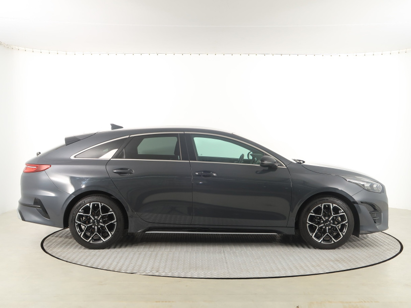 Kia ProCeed, 2024