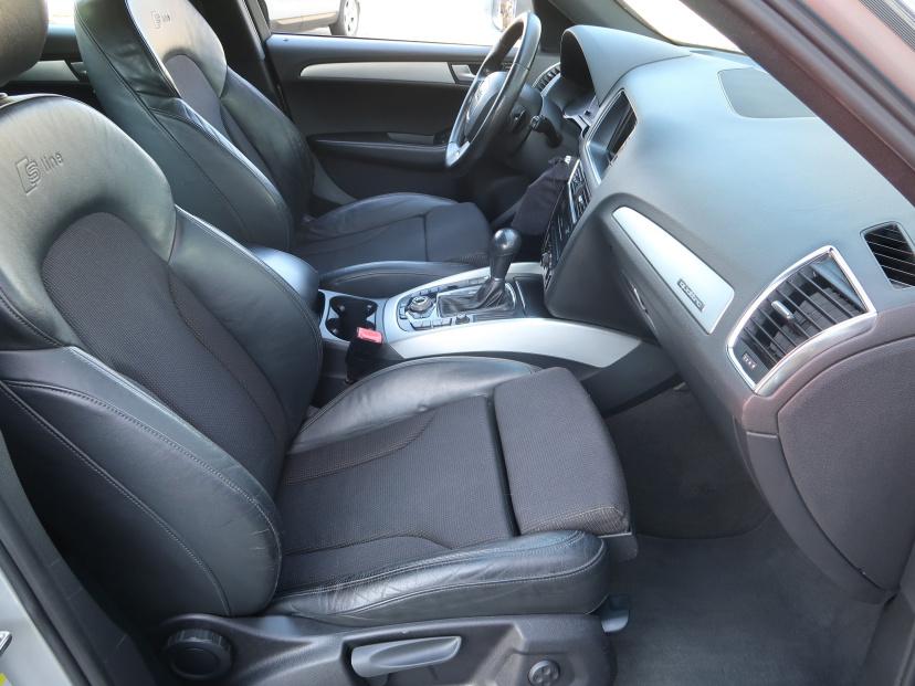 Audi Q5, 2010