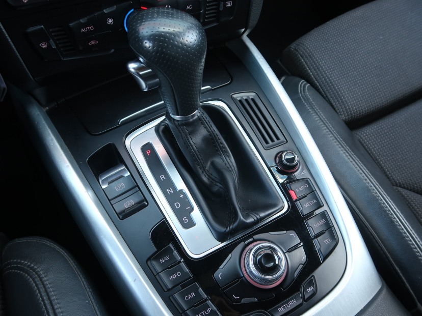 Audi Q5, 2010