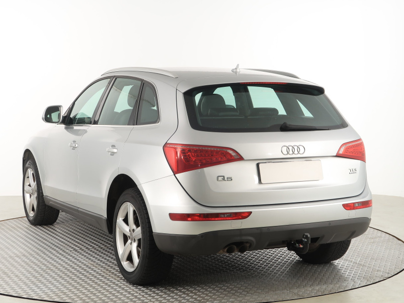 Audi Q5, 2010