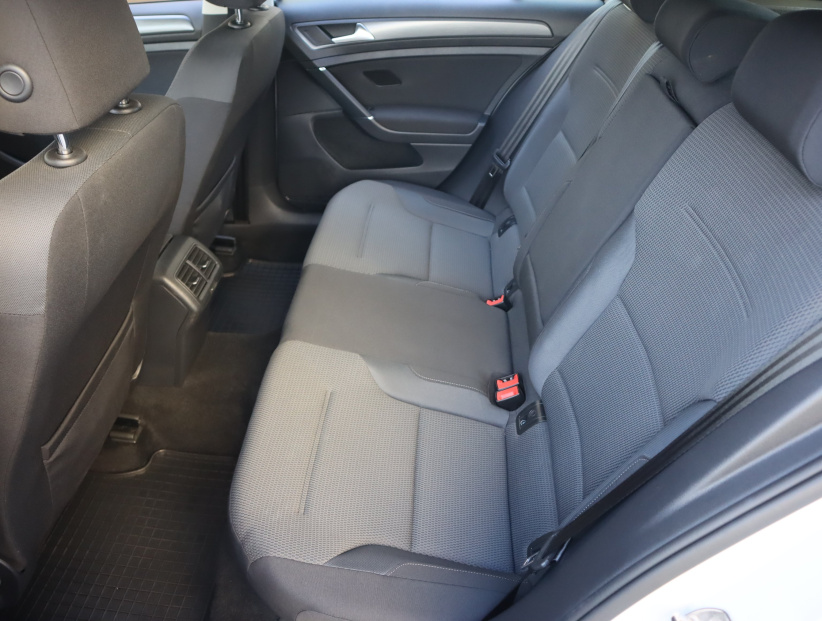 Volkswagen Golf, 2018