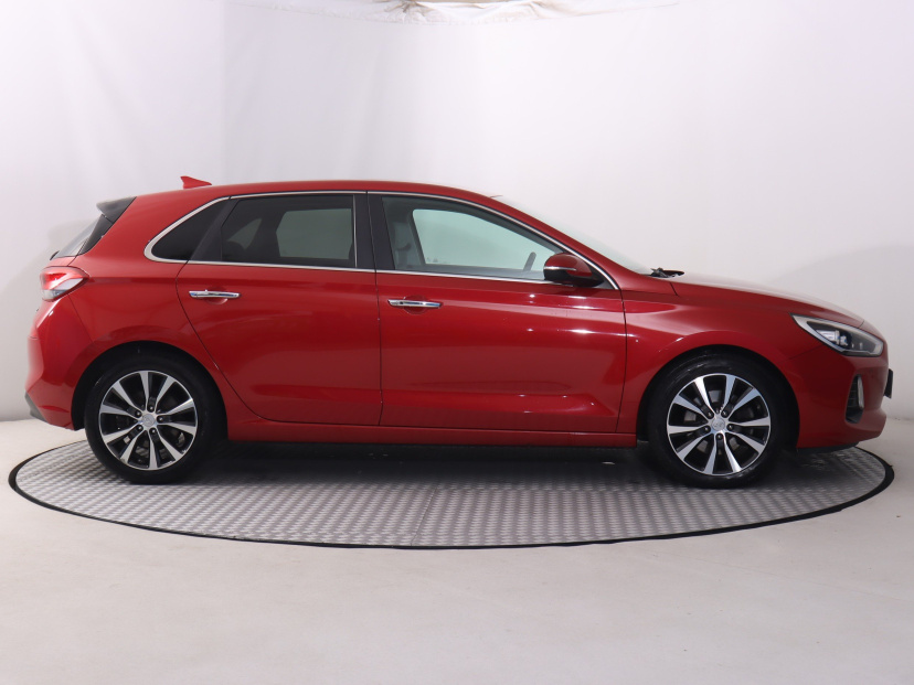 Hyundai i30, 2019