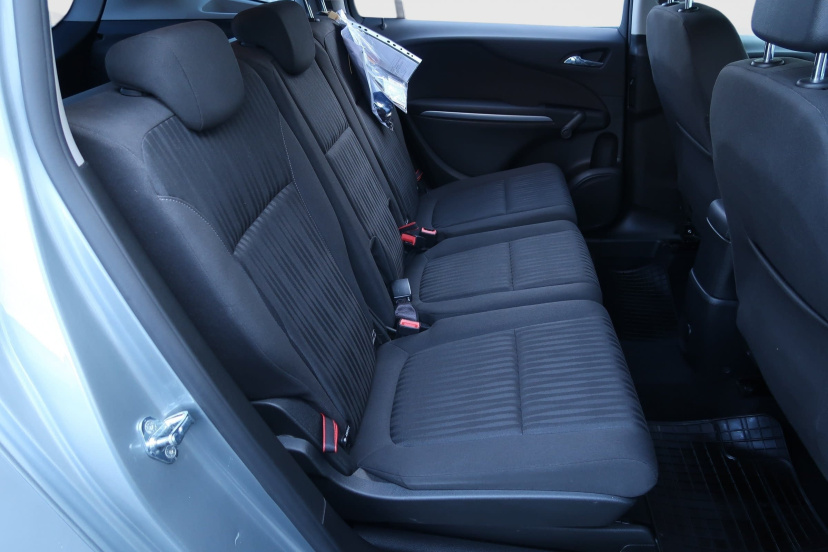 Opel Zafira Tourer, 2014