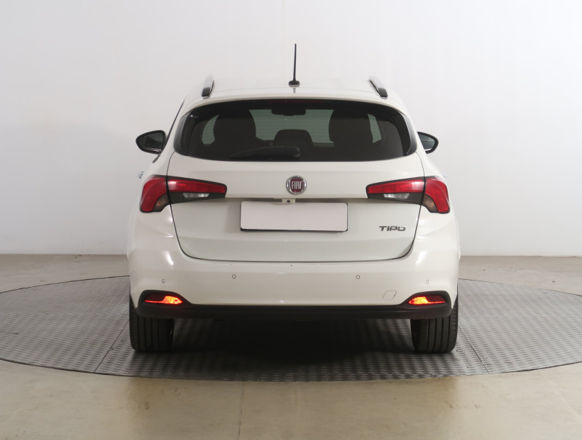 Fiat Tipo, 2017