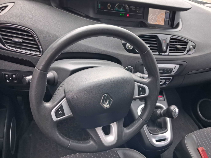 Renault Grand Scenic, 2012