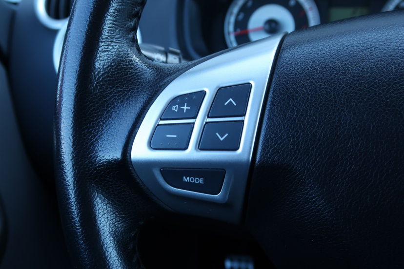 Mitsubishi Colt, 2013
