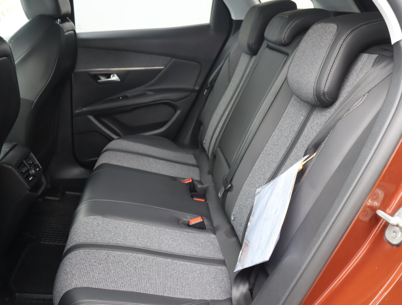 Peugeot 3008, 2017