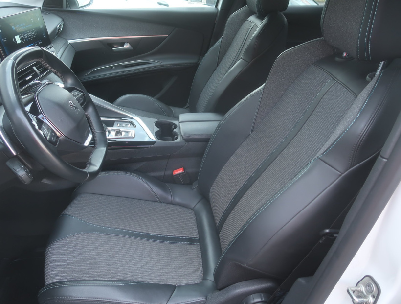 Peugeot 3008, 2022