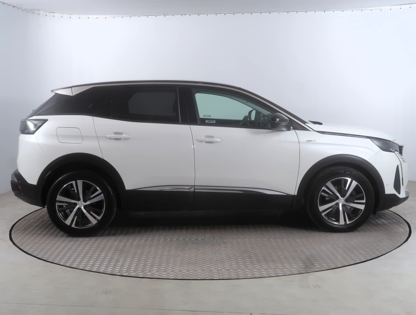 Peugeot 3008, 2022