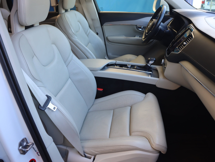 Volvo XC90, 2017