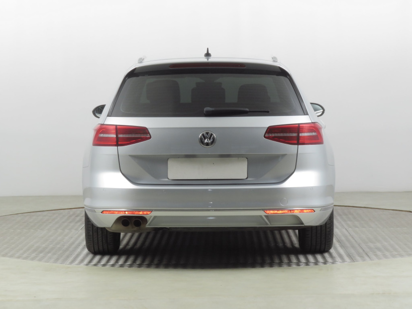 Volkswagen Passat, 2017