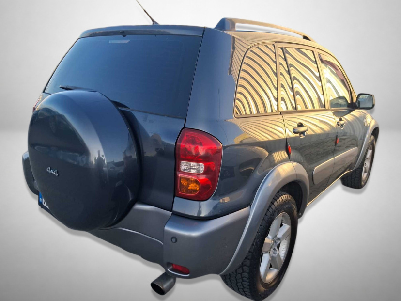 Toyota RAV 4, 2004
