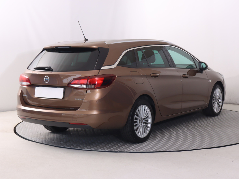 Opel Astra, 2016