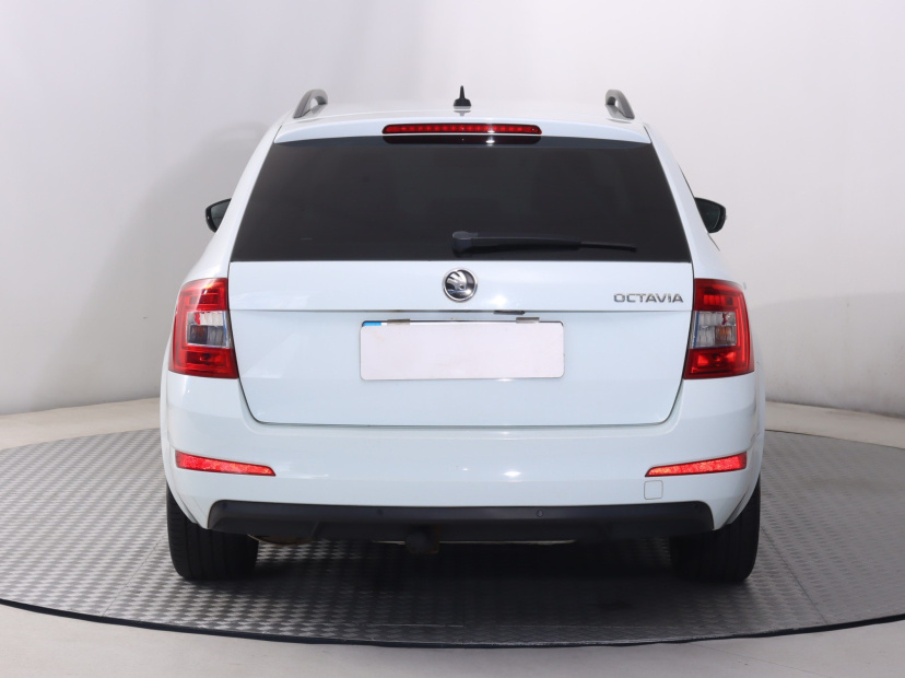 Škoda Octavia, 2015