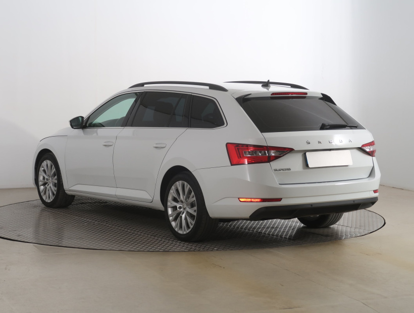 Škoda Superb, 2022