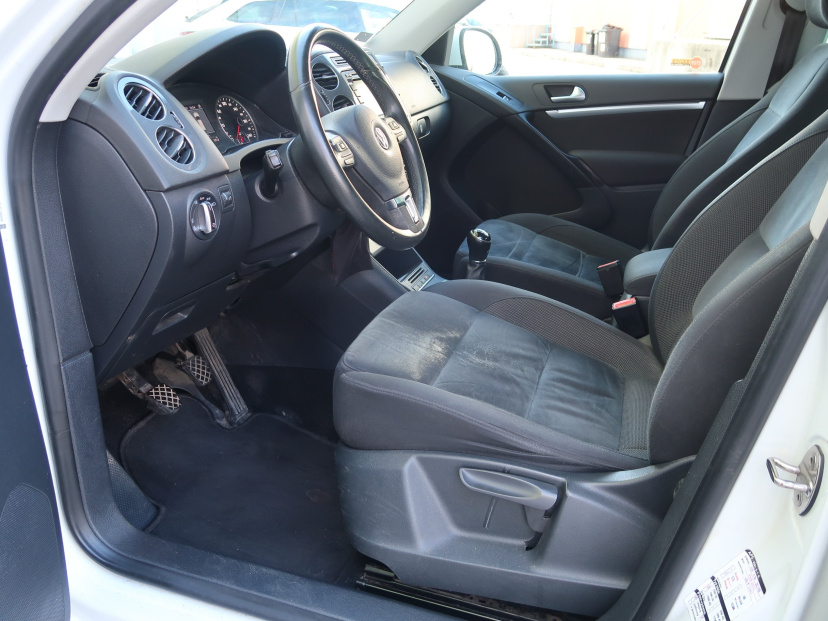 Volkswagen Tiguan, 2014