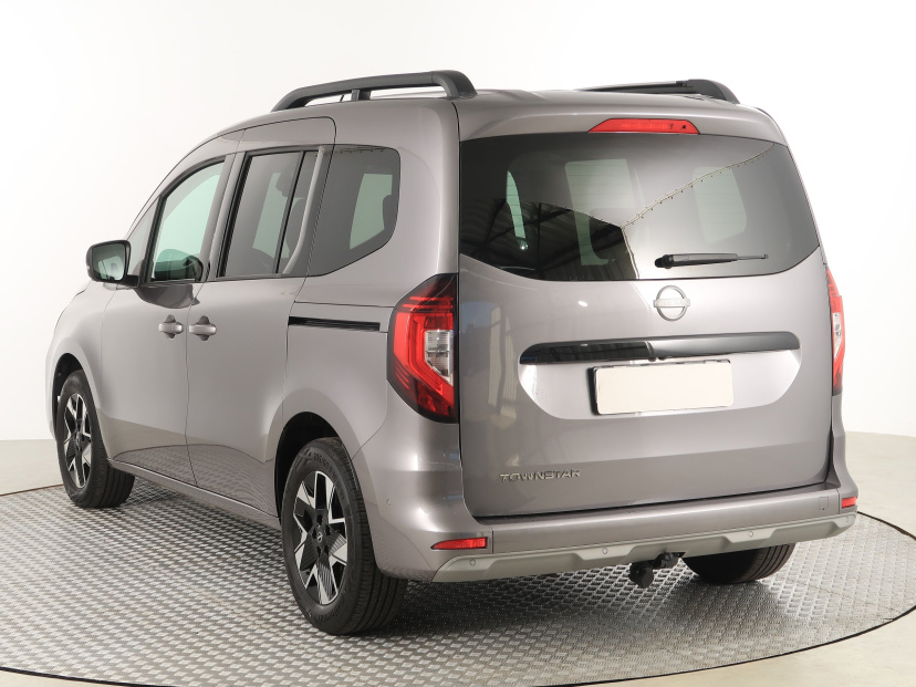 Nissan Townstar, 2024