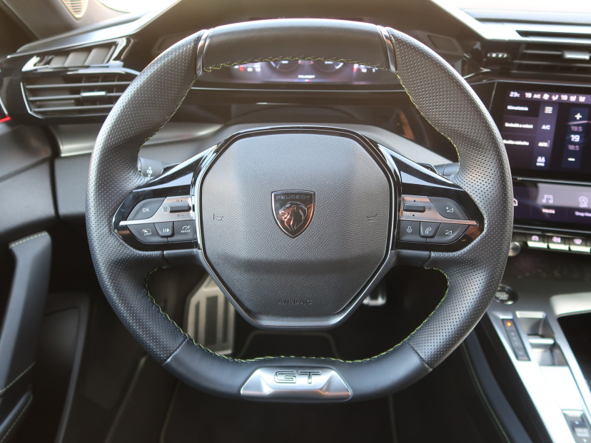 Peugeot 408, 2024