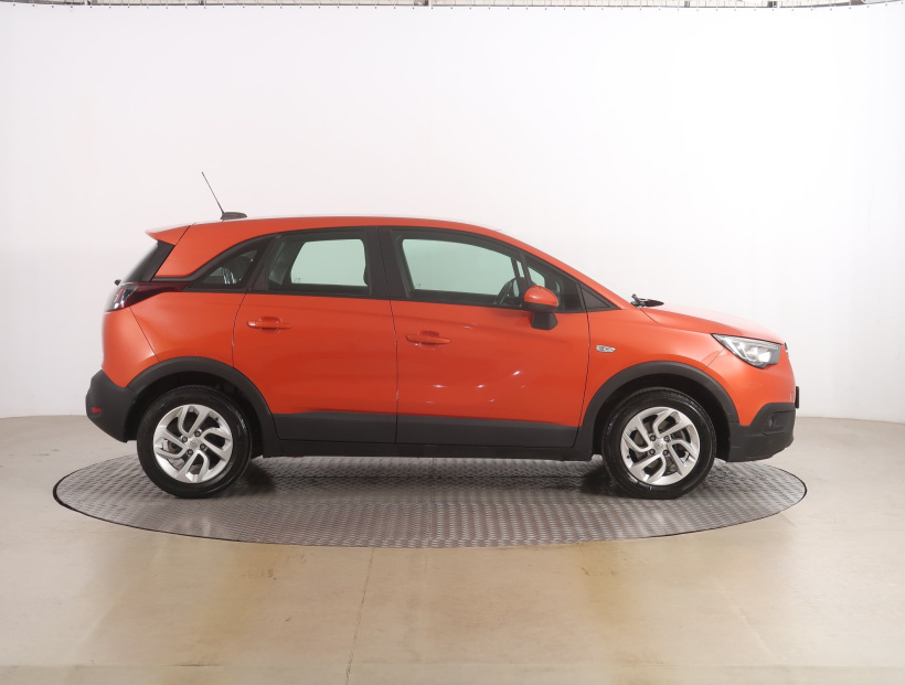 Opel Crossland, 2020