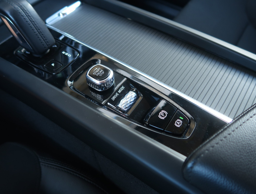 Volvo XC60, 2021