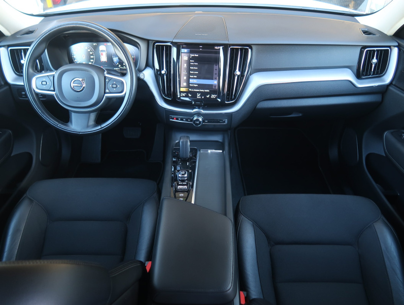 Volvo XC60, 2021