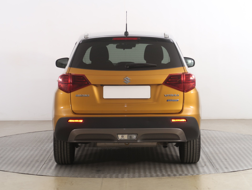 Suzuki Vitara, 2020