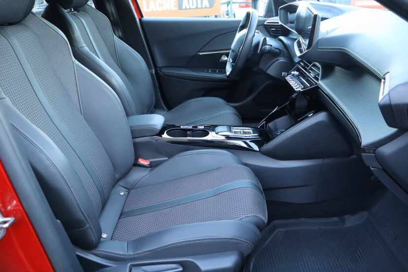 Peugeot 2008, 2022