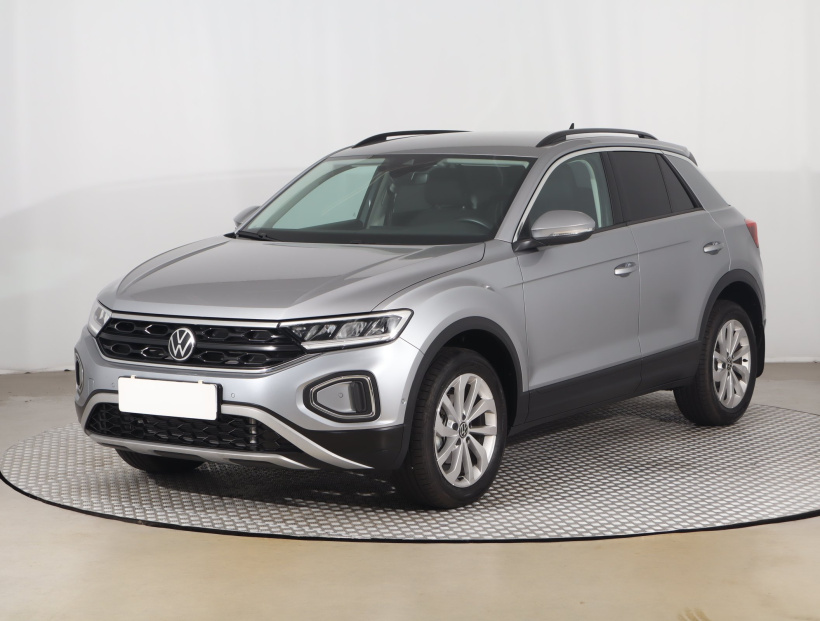 Volkswagen T-Roc, 2024