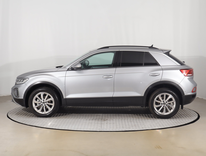 Volkswagen T-Roc, 2024