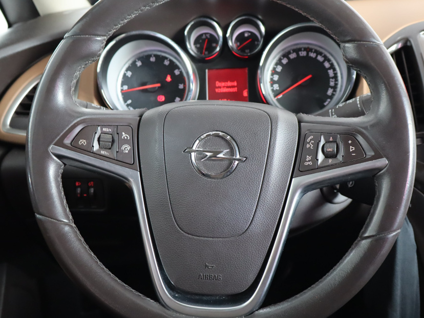 Opel Astra, 2014