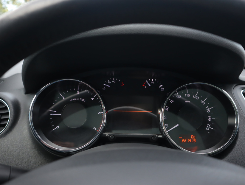 Peugeot 5008, 2011