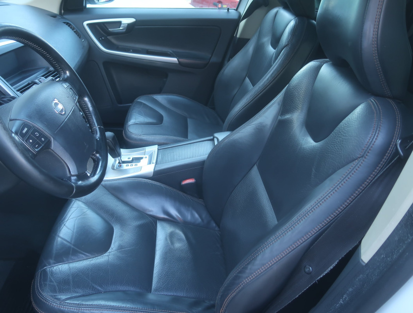 Volvo XC60, 2009