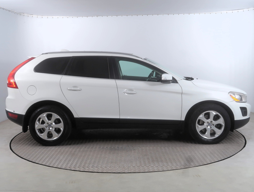 Volvo XC60, 2009