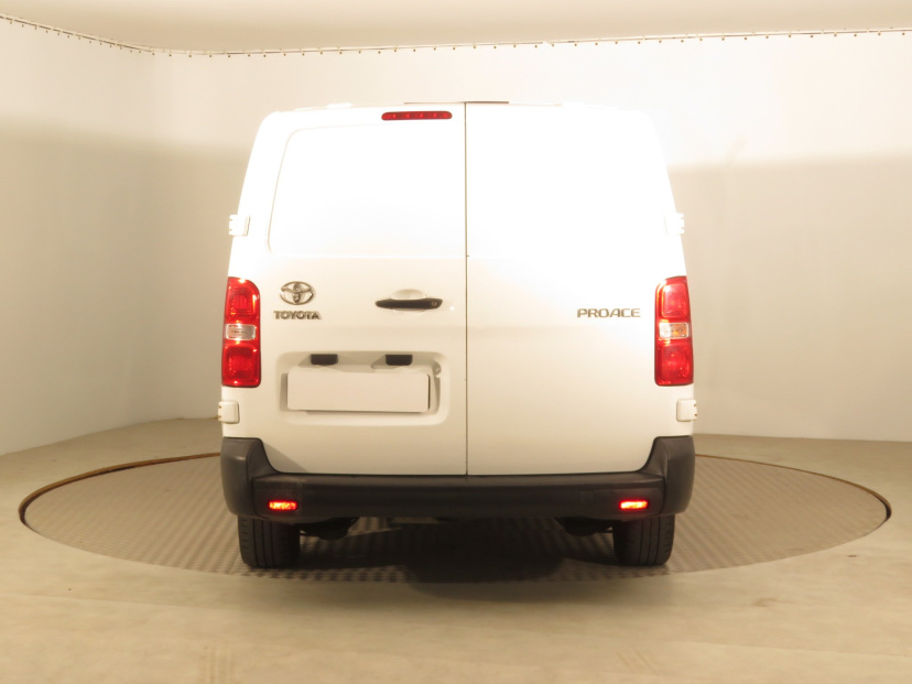 Toyota ProAce, 2021