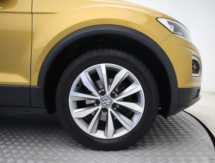 Volkswagen T-Roc, 2020