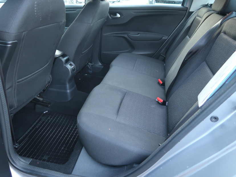 Peugeot 301, 2018