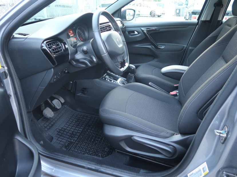Peugeot 301, 2018