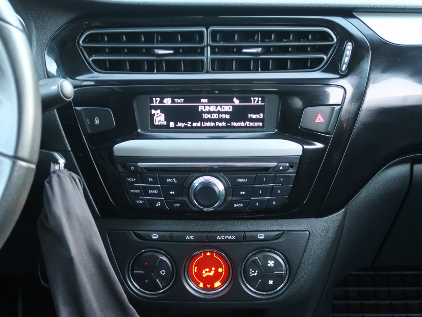 Peugeot 301, 2018