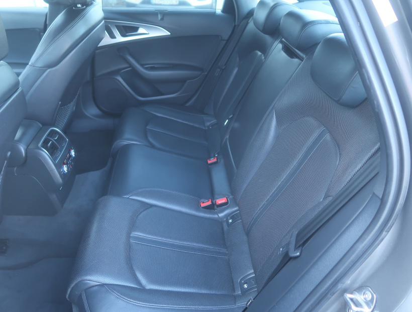 Audi A6, 2011