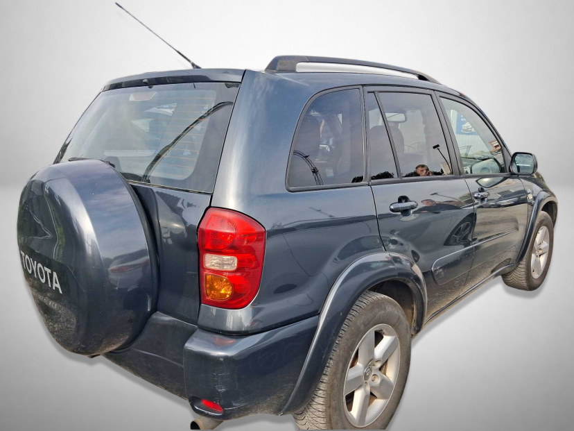 Toyota RAV 4, 2005