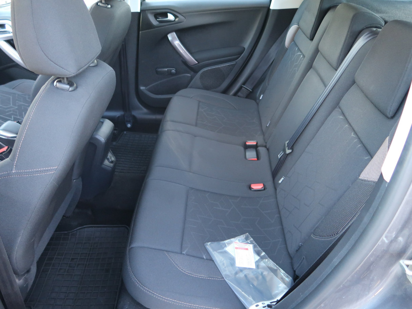 Peugeot 2008, 2014