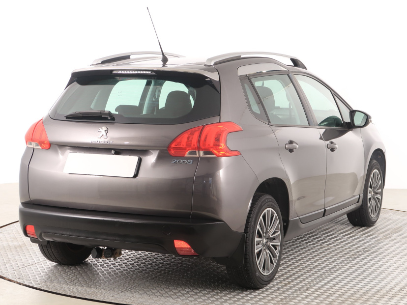 Peugeot 2008, 2014