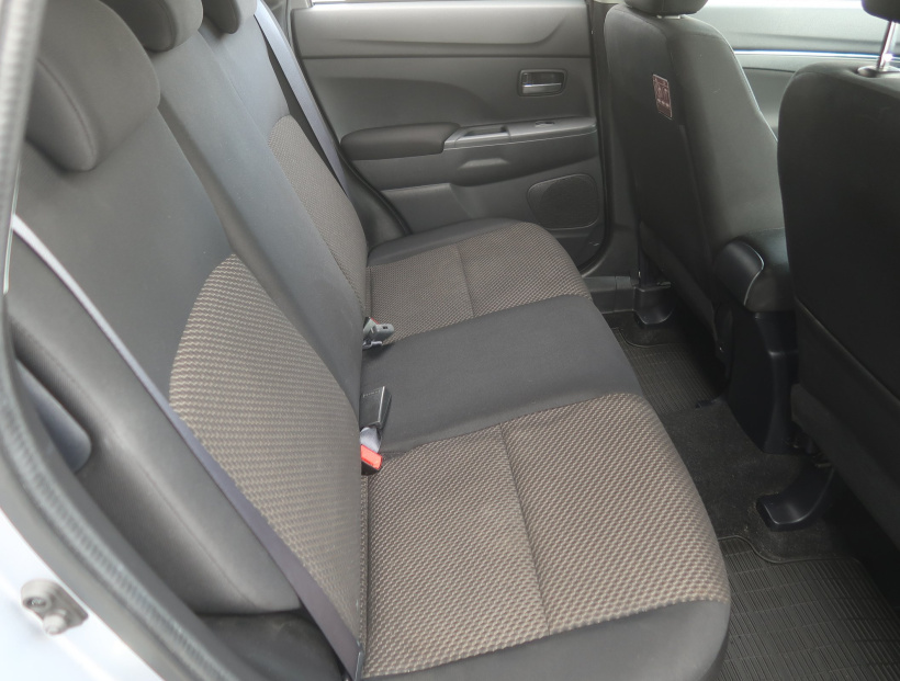 Mitsubishi ASX, 2016