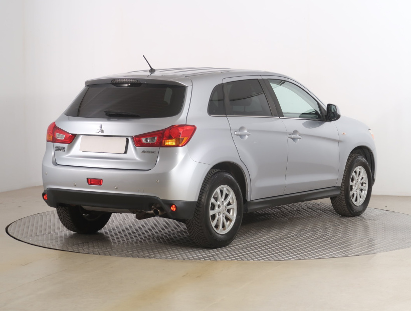 Mitsubishi ASX, 2016