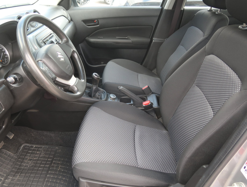 Suzuki Vitara, 2017